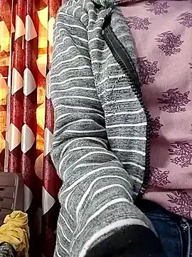 Ruhi_07 on StripChat