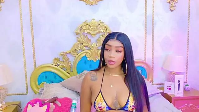 SalomeRestrepo on StripChat