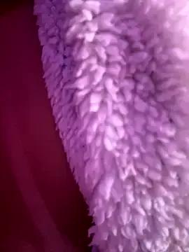 Samantha_e2 on StripChat 