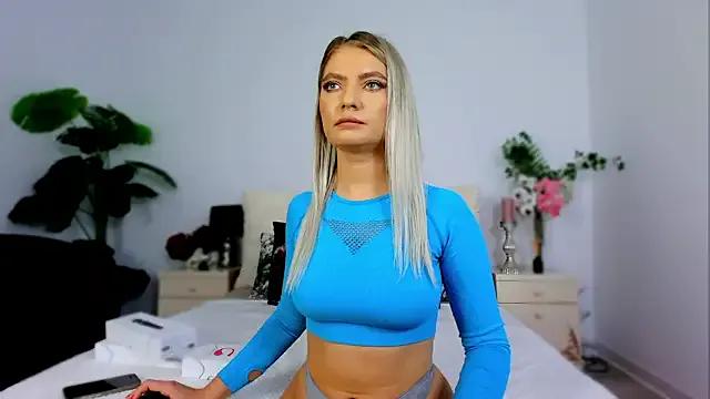 SashaRizz on StripChat 