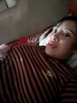 soope-00 on StripChat 