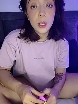 summi10 — dildo in pussy