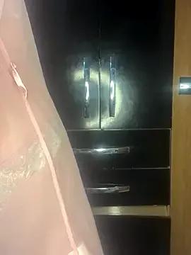 sunnset24 on StripChat 