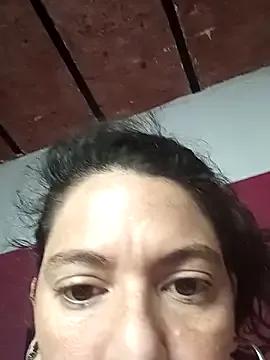 sweetbabyass on StripChat 