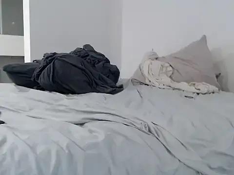 sweeti_Em on StripChat