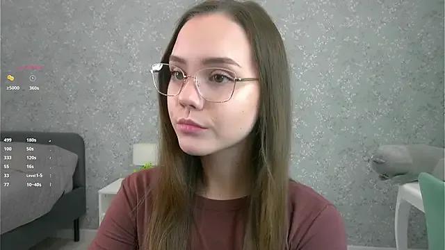 SweetSaraPie — move and play with my panties