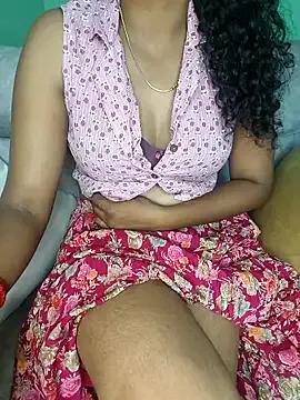 Tamilpallavi on StripChat