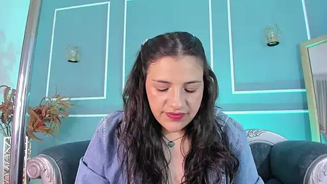 TaraTaylorr on StripChat 