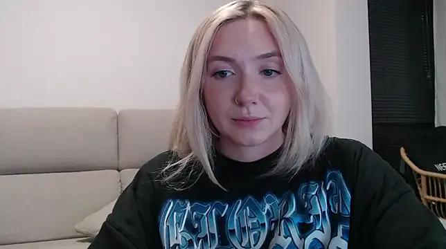 tattoobbgirl — body tease
