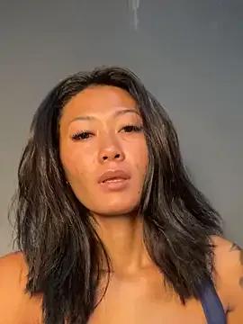 thai-dreamgirl on StripChat