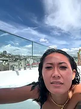 thai-dreamgirl on StripChat