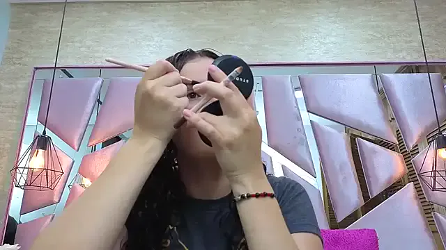 ThaliaCross