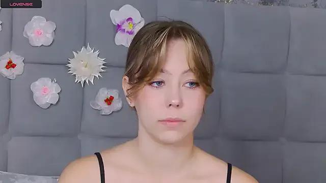 TheEmma on StripChat 