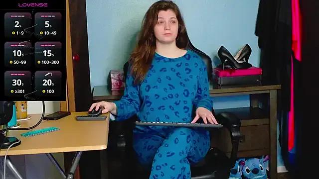 TreeJeanne on StripChat