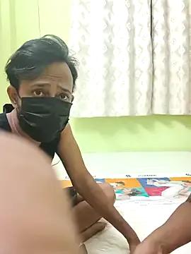 Trending_Couple — Last tipper get one hot video 