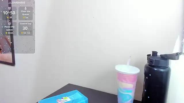 tutu_milf on StripChat 