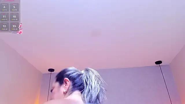 tutu_milf on StripChat 