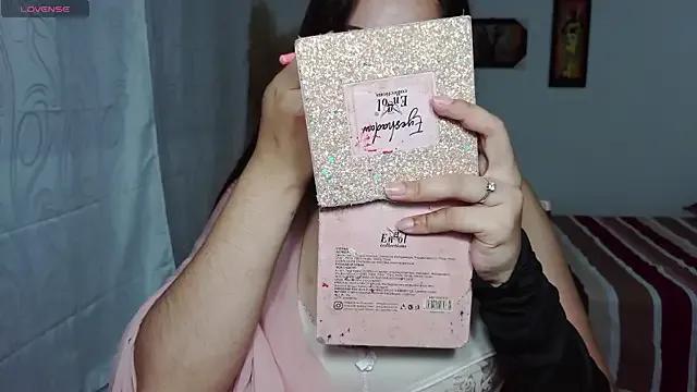 umarany on StripChat