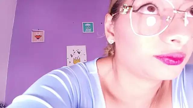 vale_ross_ — Freechat on StripChat
