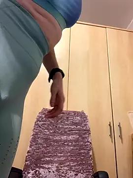 vanda26hot on StripChat