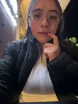 vaneelee
