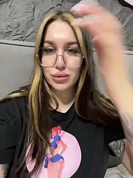 VikiDemini on StripChat 