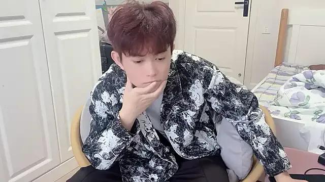 xlong00099 on StripChat