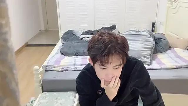 xlong00099 on StripChat