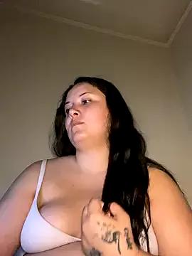 xocrybaby on StripChat