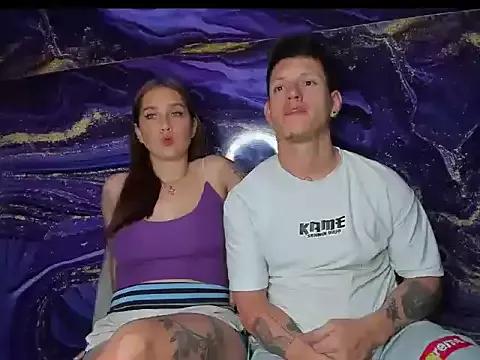 Zara_cum69 on StripChat 