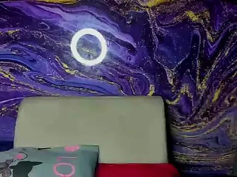 Zara_cum69 on StripChat 