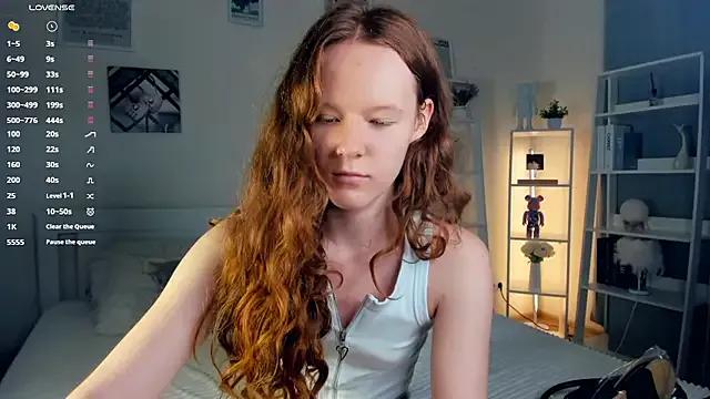 ZaraBluitt on StripChat 
